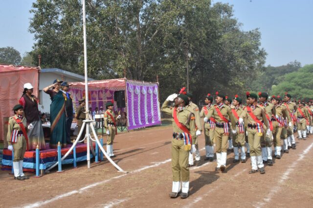 भिलाई विद्यालय में 77वाँ केंद्रीयकृत एनसीसी दिवस समारोह (3)